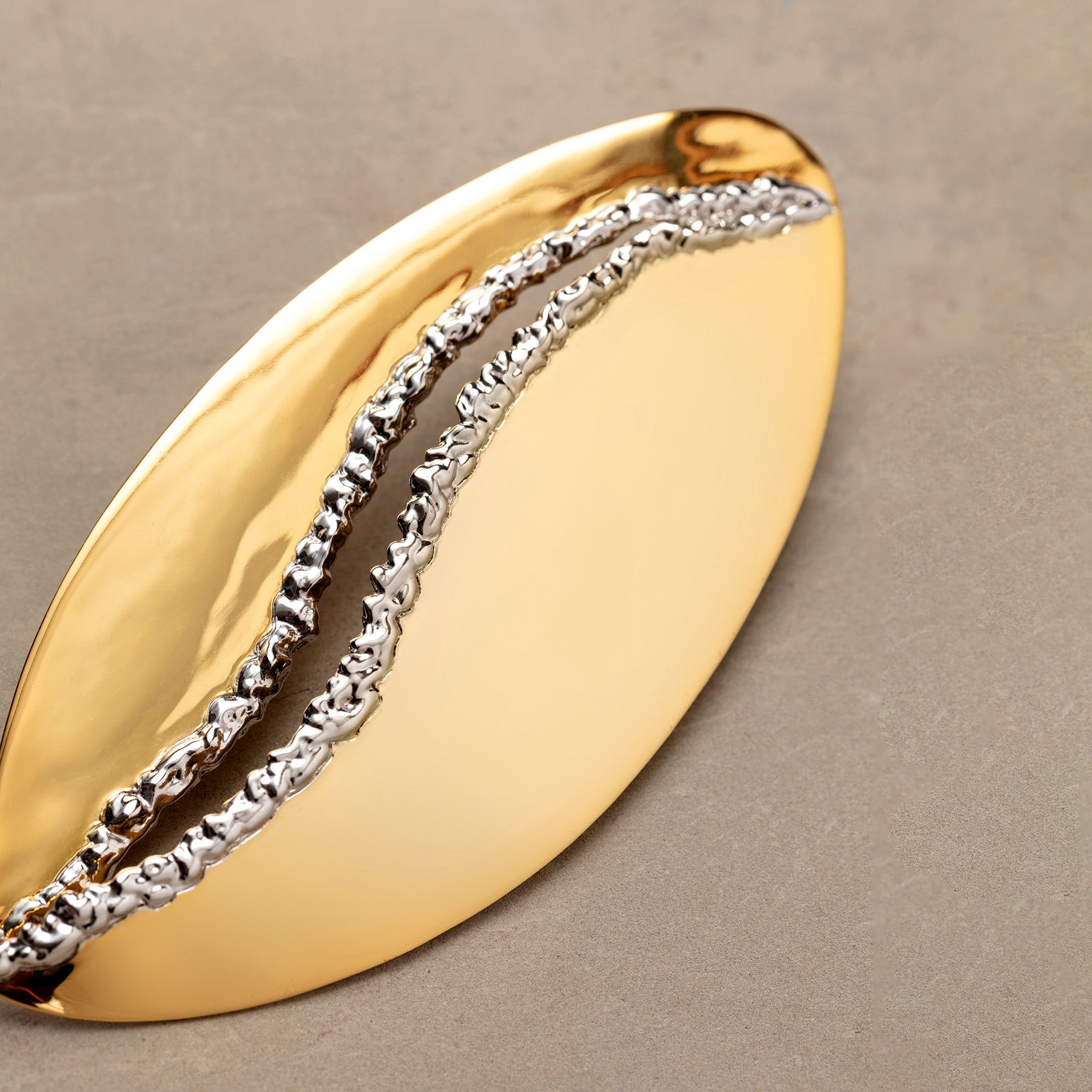 Split Earring Yellow Gold