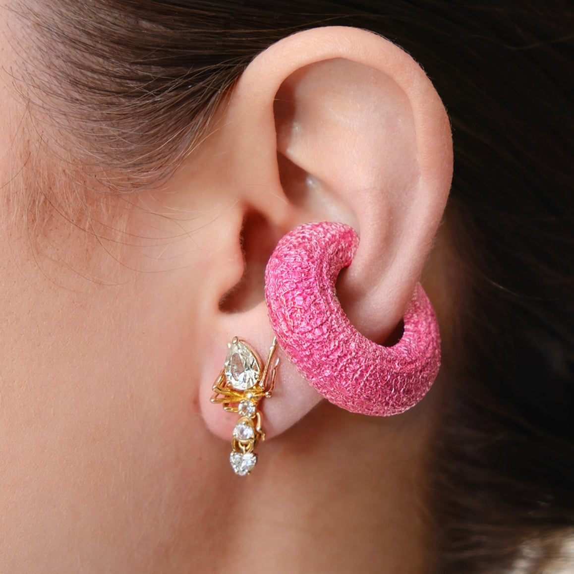 Beatrice Mini Textured Ear Cuff Pink