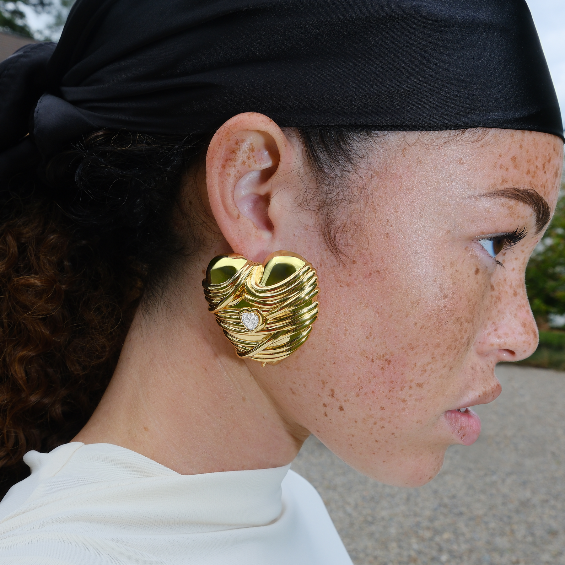 Pasta Love Earring Yellow Gold with White Diamond