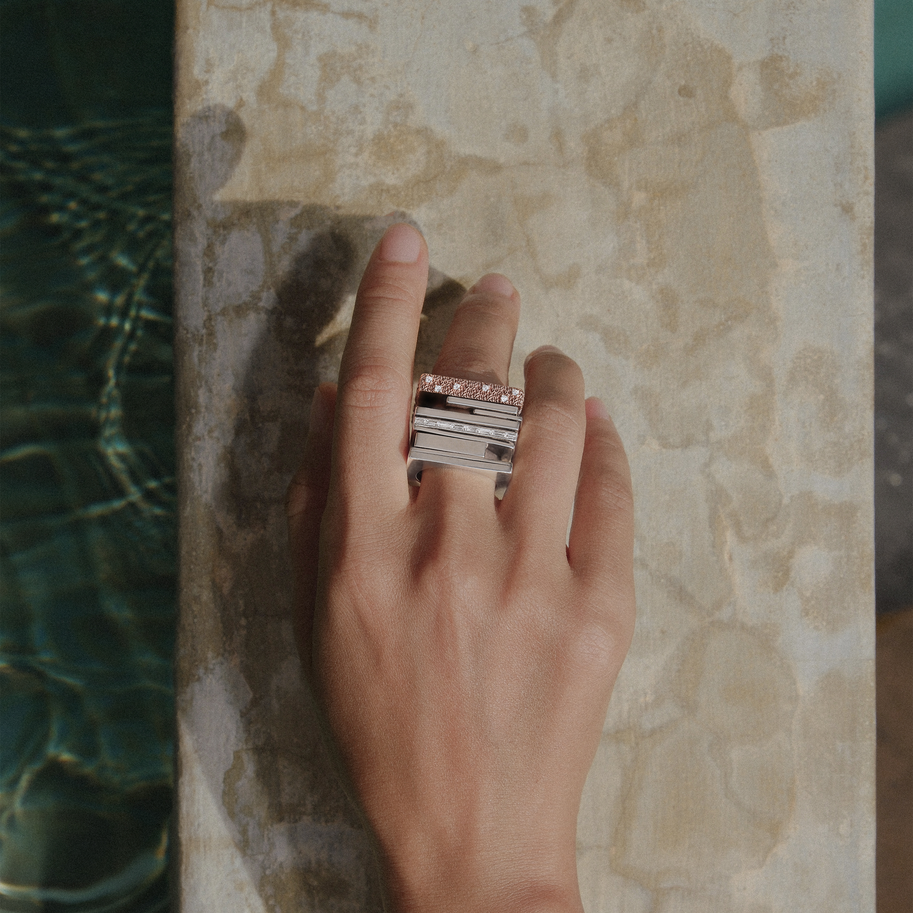 Nomi Ring Silver with Diamonds
