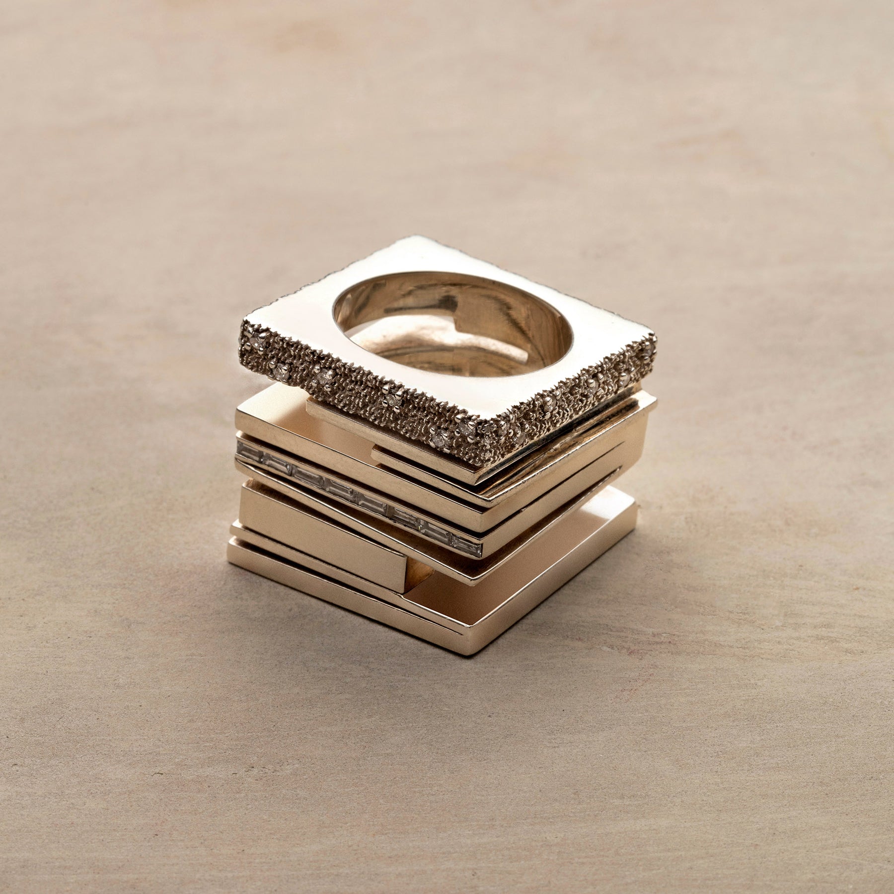 Nomi Ring Silver with Diamonds