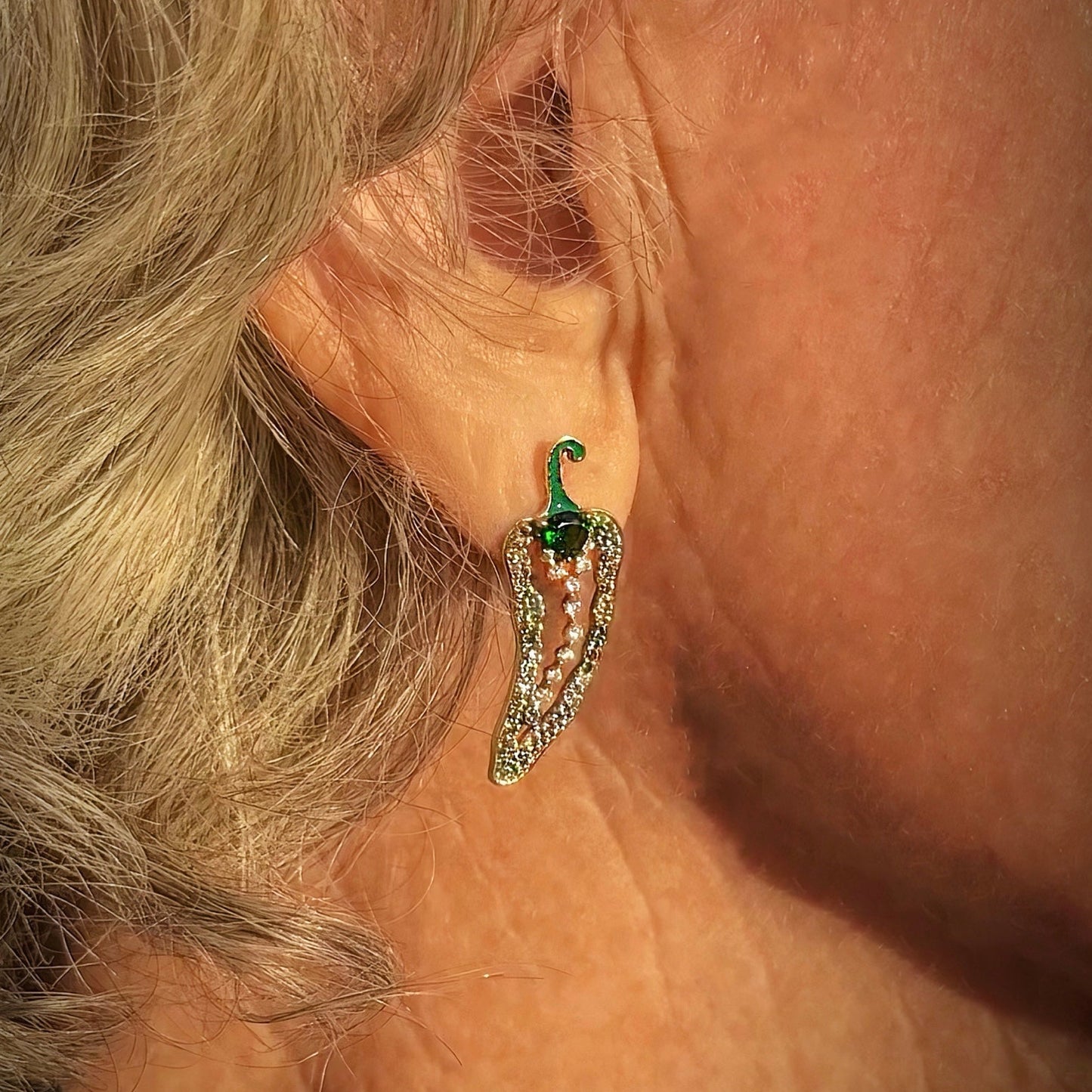 Cocoerow fine jewelry aya earring green emeralds On older model 