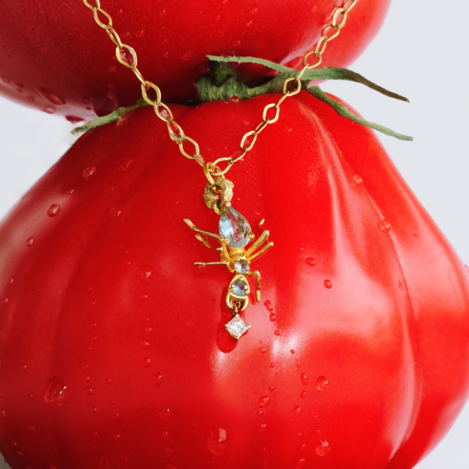 Kokoro Pendant Yellow Gold with Aquamarine