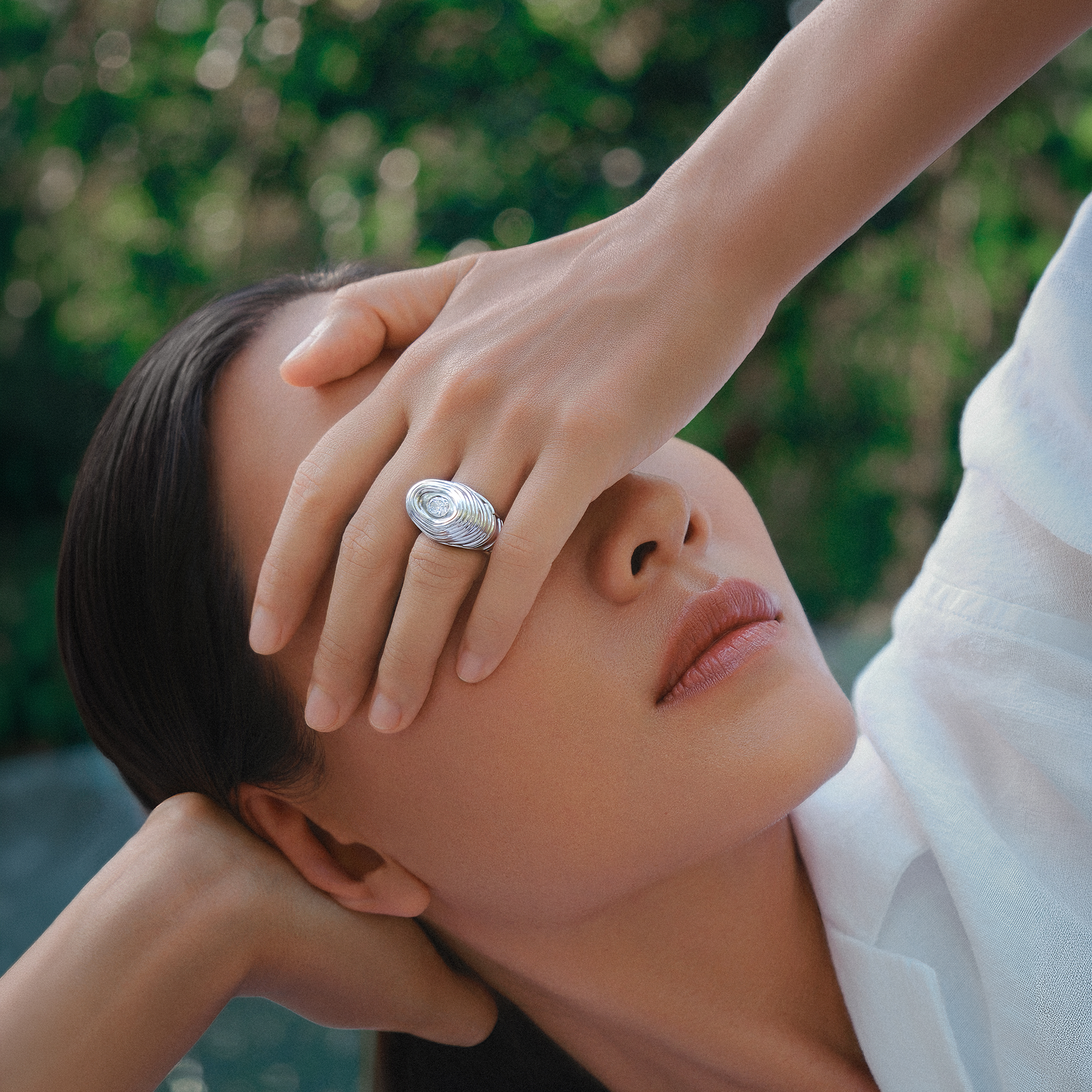Vea Ring White Gold