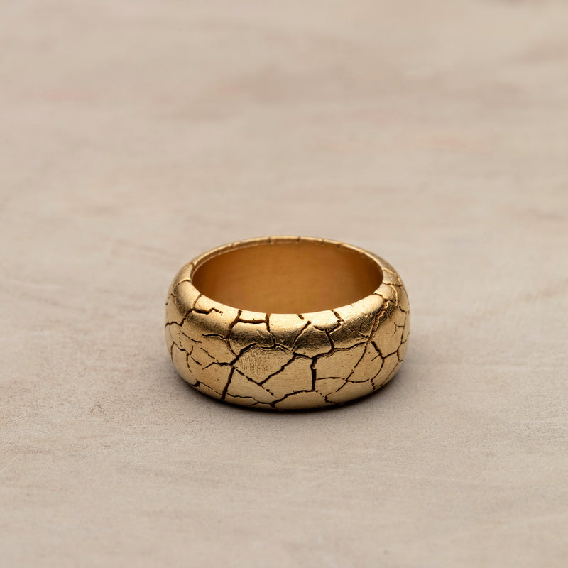 Cocoerow Cracked Ring Okuta Collection 14K Yellow Gold Sculptural Fine Jewelry Front View