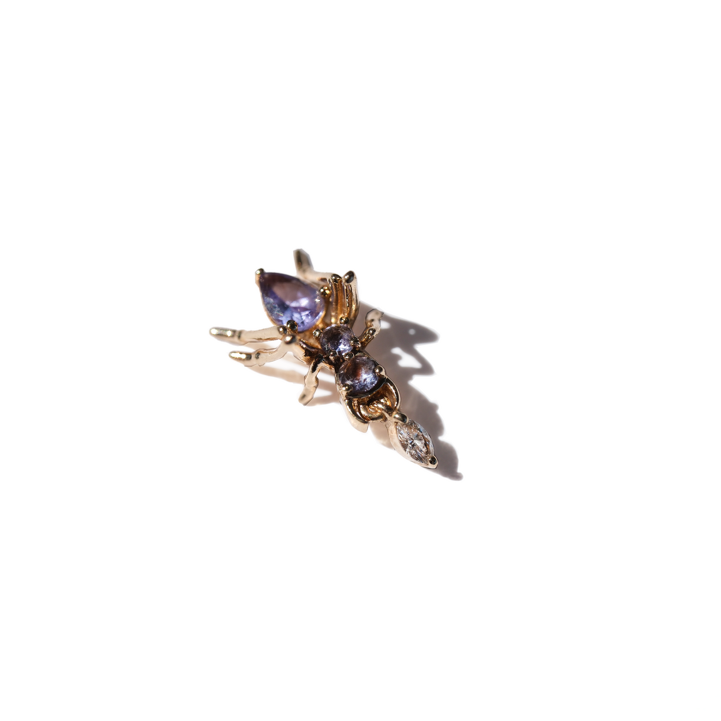 Cocoerow Kokoro Stud Earring 14K Yellow Gold Tanzanite Diamond Sculptural Fine Jewelry Detail View