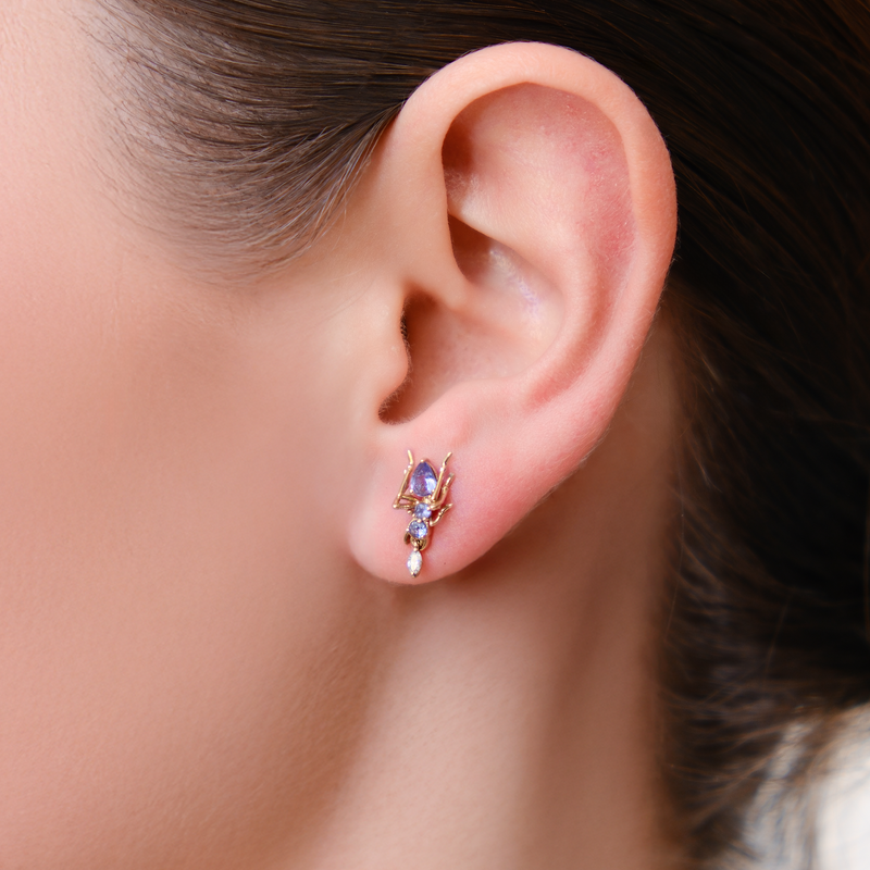 Cocoerow Kokoro Tanzanite Ant Stud Earring 14K Yellow Gold Sculptural Fine Jewelry On Model