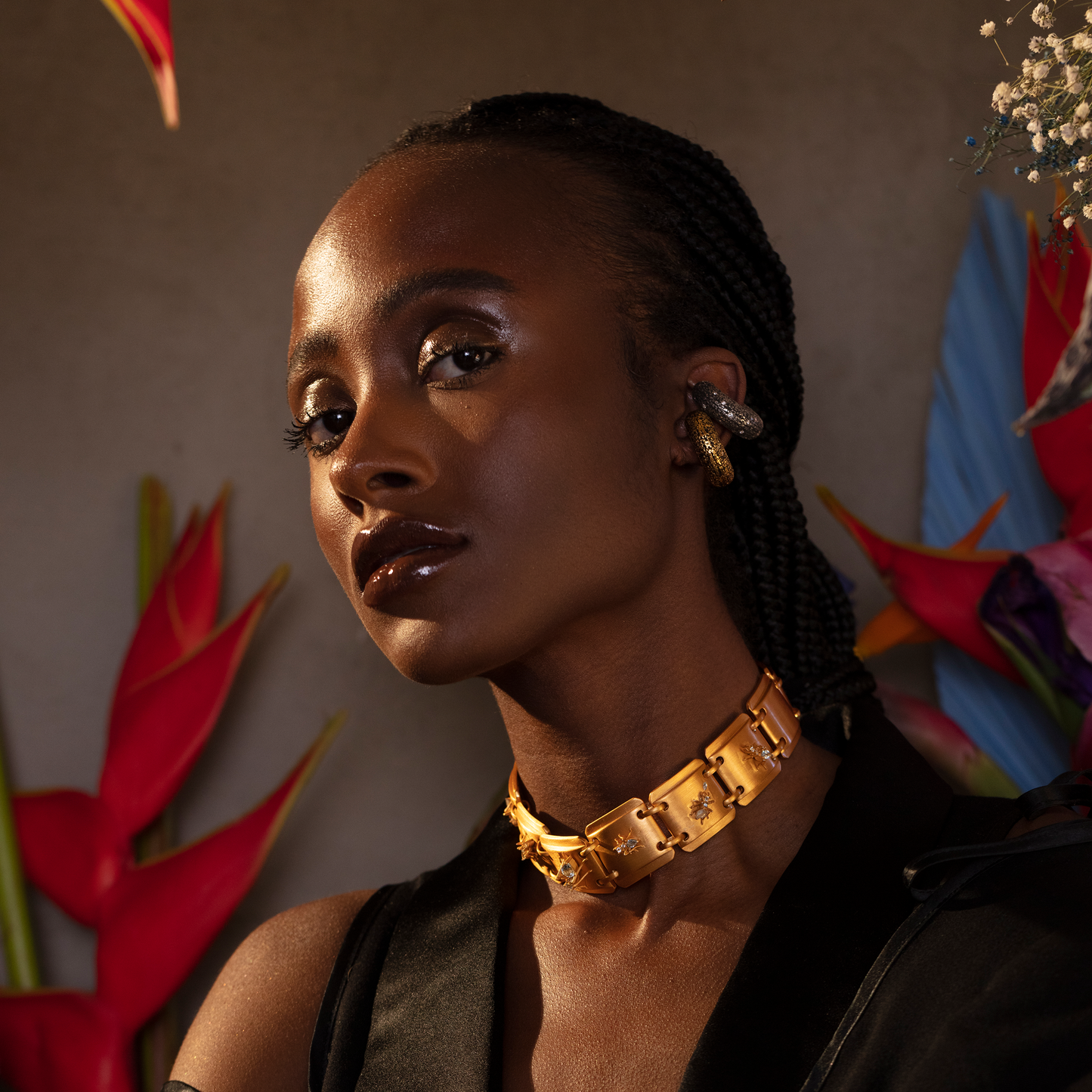 Cocoerow Mini Beatrice Textured Ear Cuff Okuta Collection 14K Yellow Gold Sculptural Fine Jewelry On Model