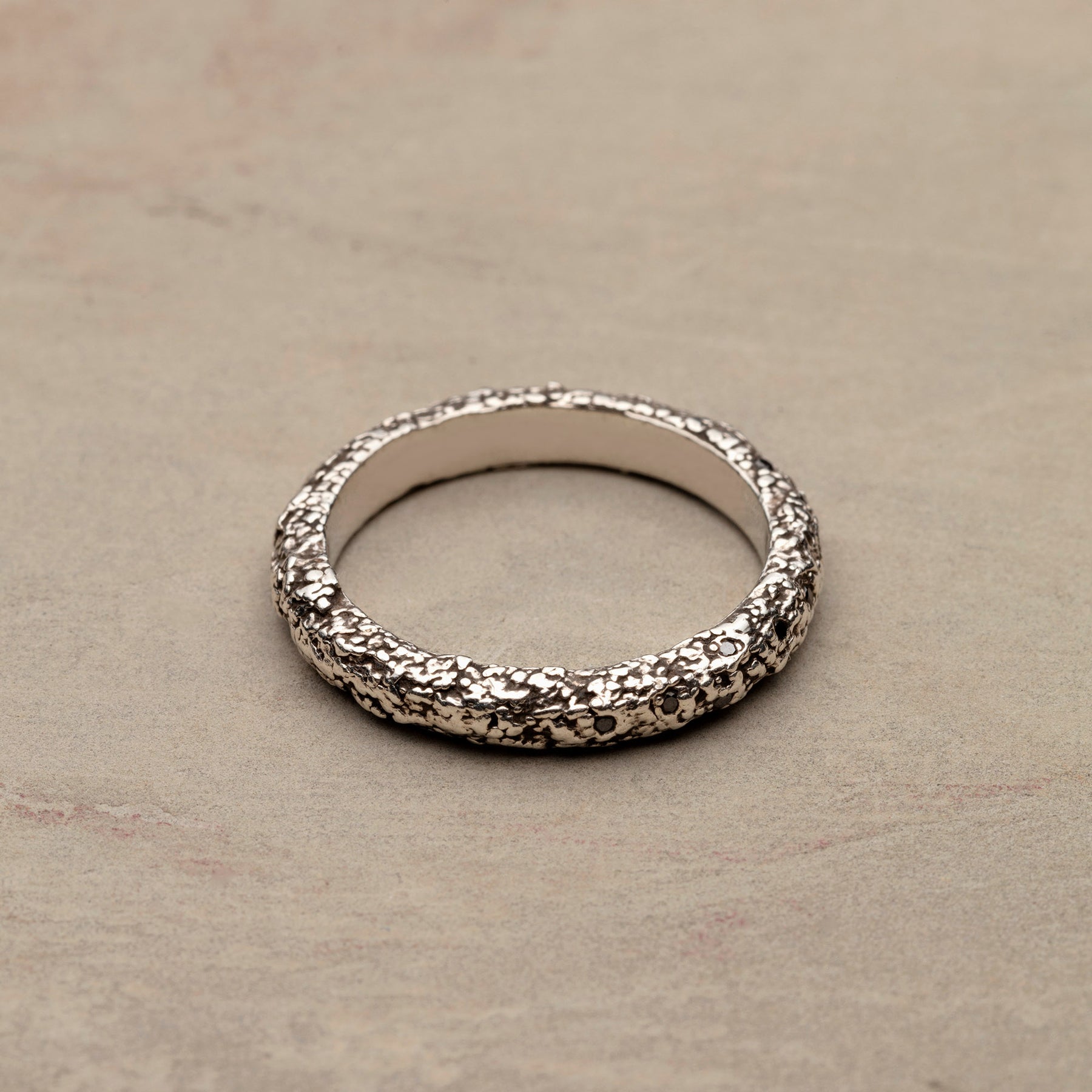Nira Ring Thin Silver with Diamonds