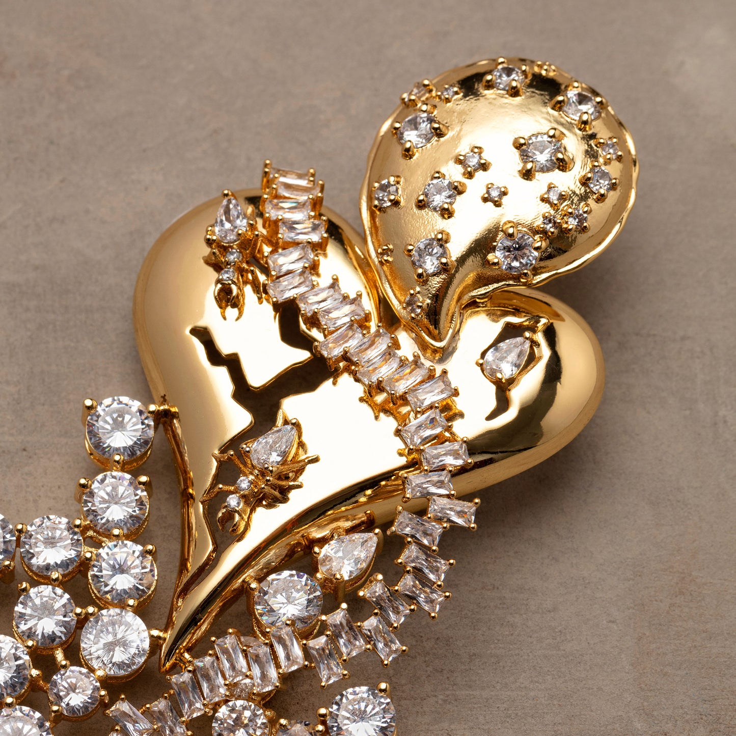 Cocoerow Statement Earring 14K Yellow Gold Crystal Sculptural Fine Jewelry Close Up Detail View
