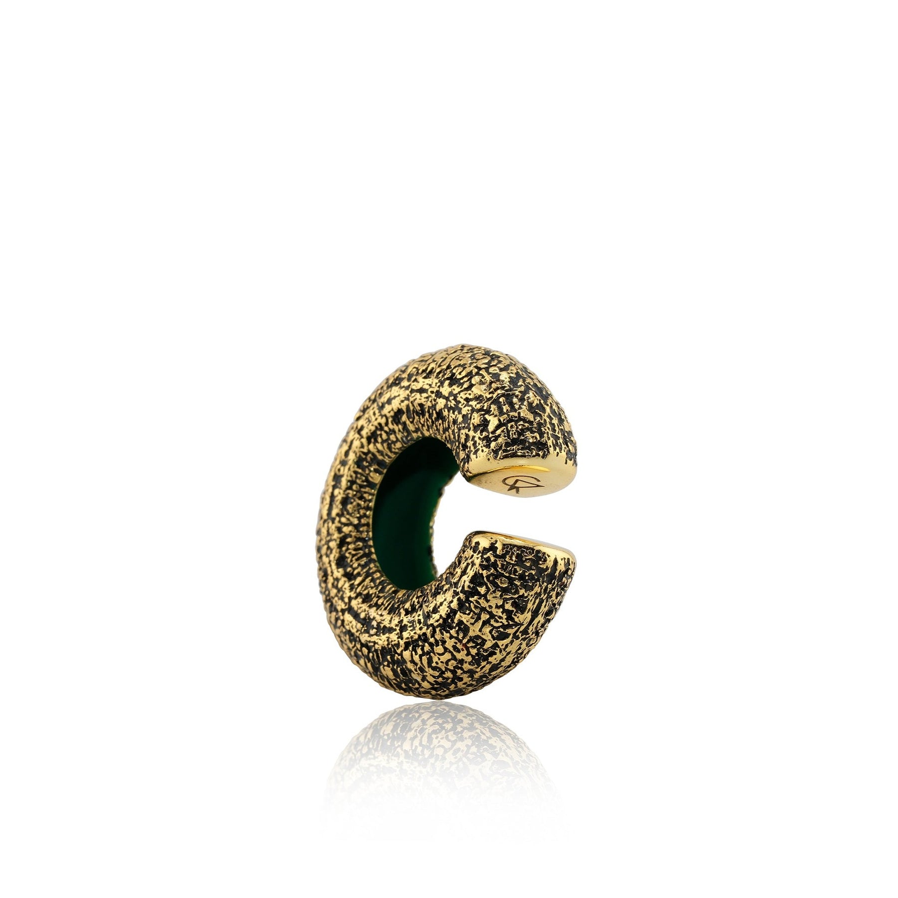 Beatrice Mini Gold Textured Ear Cuff